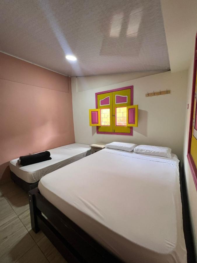 Bareque Hostel Саленто Екстериор снимка